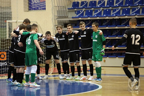 Подопечные Ильдара Нугуманова в «Финале восьми» мини-футбольной Юниорлиги проведут бронзовый матч