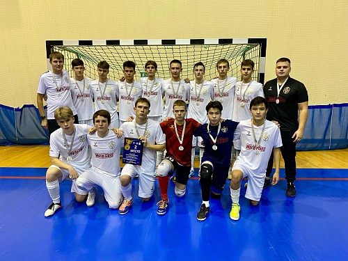 Юноши сражались за Кубок мини-футбольного клуба «Тюмень»