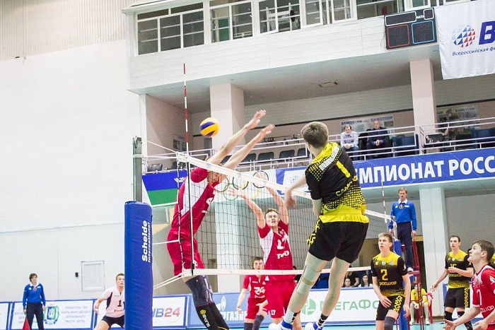 «Университет» дал бой фавориту