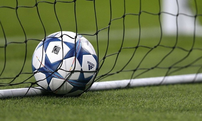 «Вектор» и «Газпромбанк» одержали победы в чемпионате Тюмени по футболу ( 8х8)