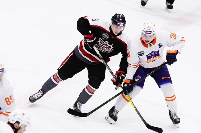 Нападающий ХК «Рубин» Никита Брютов: «В следующем матче надо всё делать с позиции лидеров»