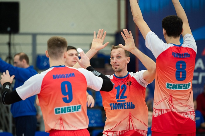 Чемпионат России. Высшая лига "А". "Тюмень" - "Волжанин" - 3:0