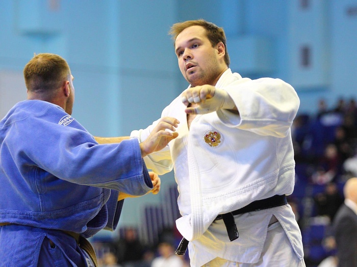 Дибрин и Аллахвердиев победили в Красноярске