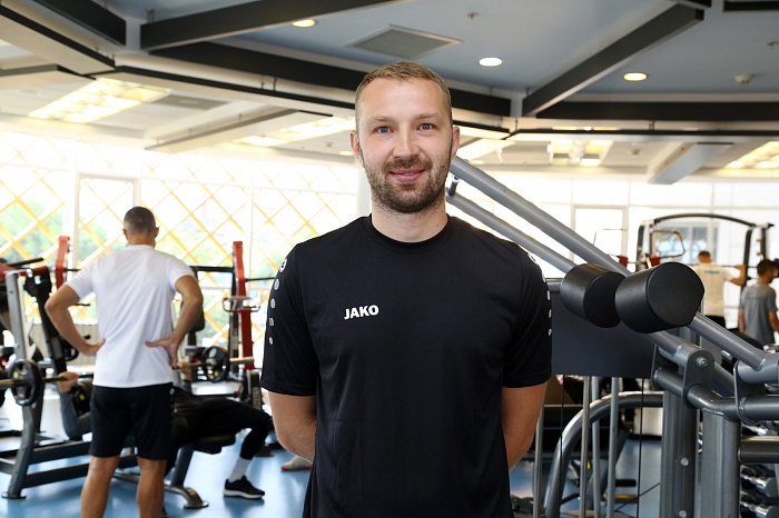 Тренер вратарей мини-футбольного клуба «Тюмень» Сергей Шуклов: «Очень повезло, что наши голкиперы с самого детства в одной команде»