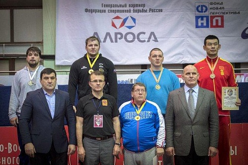 Китаец после сбора в Тюмени выиграл бронзу