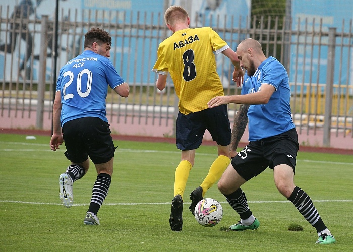 Тюменская команда ТДСК поспорит за бронзу Кубка регионов по футболу