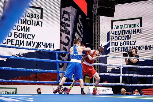 Боксёры из Приобья пробились в полуфинал
