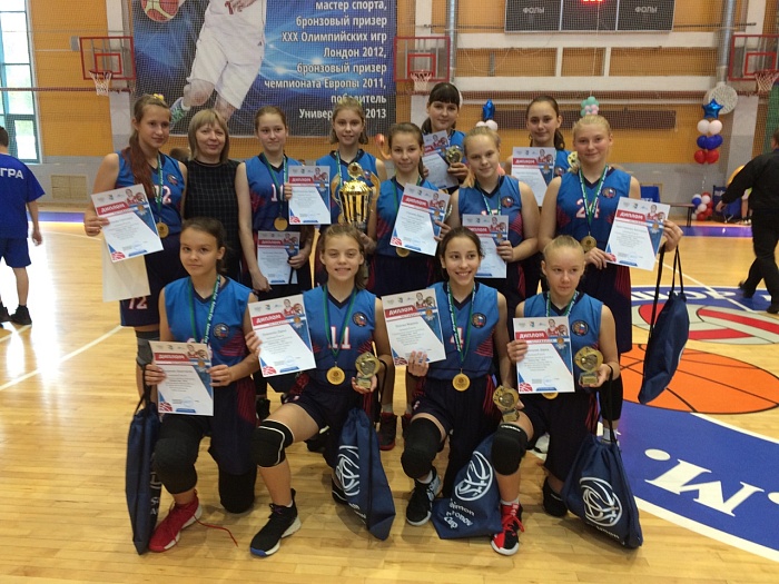 Мегионцы и хозяева устроили битву за серебро