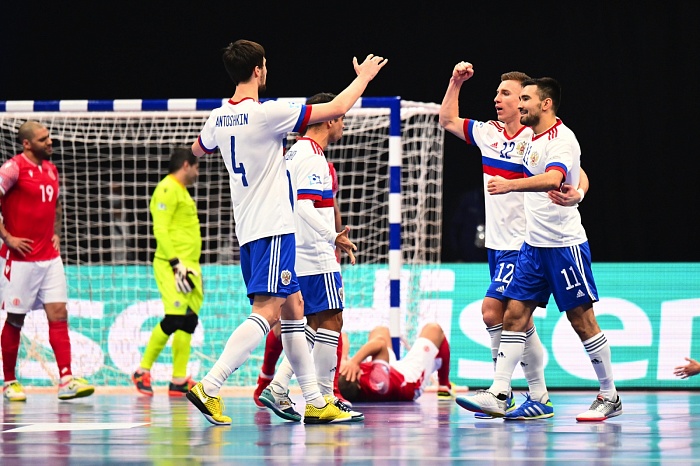 Антошкин и Чишкала в погоне за лучшим снайпером Евро-2022 Оразовым