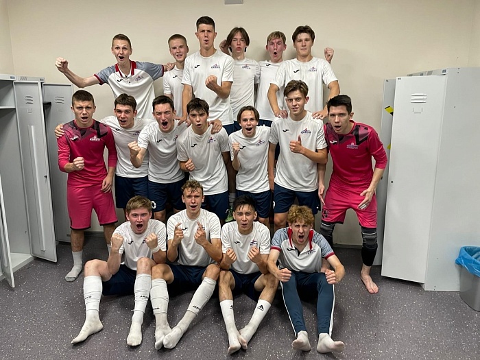 Омский «Иртыш» победил в Перми, а ФК «Тюмень-2005» уступил в Миассе местному «Торпедо»