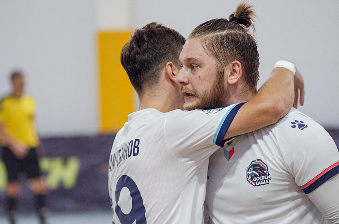 Конов оформил хет-трик за «Голден Игл»