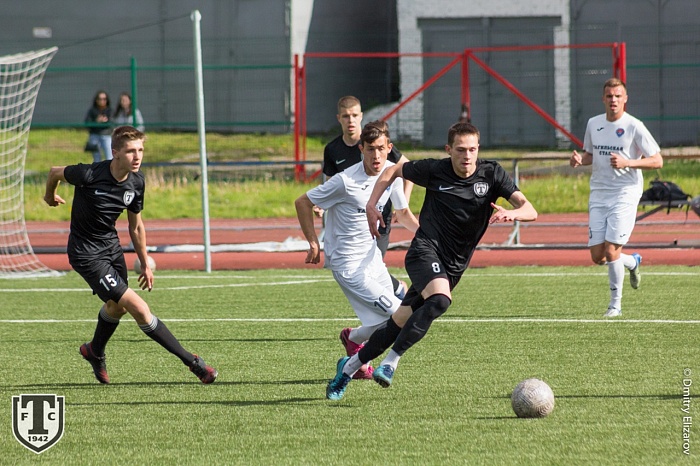 Отражённый пенальти не спас миасский футбольный клуб «Торпедо-2» от крупного поражения