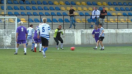 Константин Фишман забивает с передачи Горана Алексича на турнире памяти Бориса Елькина