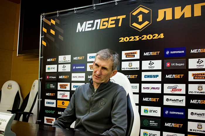 Главный тренер футбольного клуба «Тюмень» Игорь Меньщиков: «Хотели бы, чтобы к нам вновь присоединился Виталий Шитов. Он влился в состав, как родной»