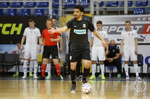 МФК «Тюмень» расстался с Вилианом