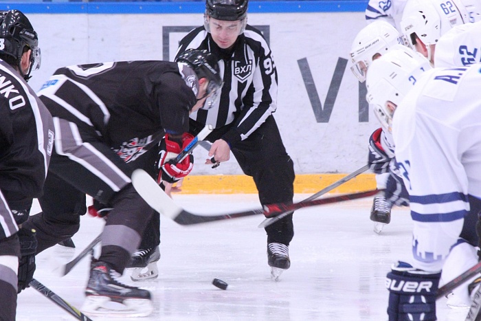 В чемпионате ВХЛ появится клуб из Узбекистана