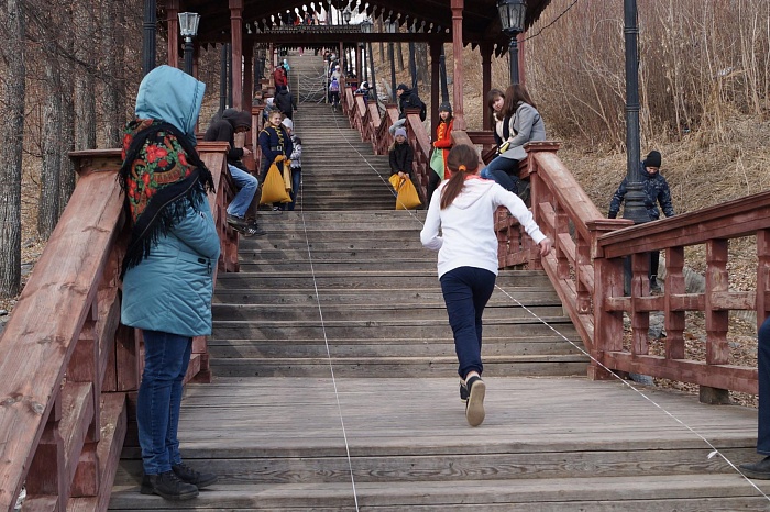 В Тобольске бежали за титулом «Царя горы»