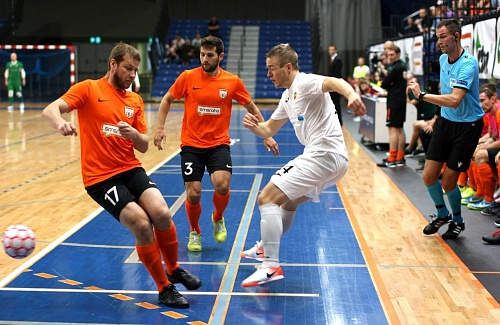 Переверзев не сразится с командой Осинцева…