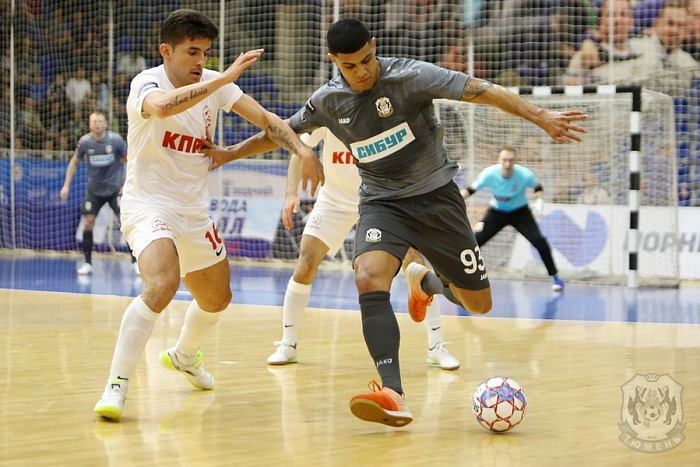 Букмекеры дают хороший коэффициент на победу МФК «Тюмень» в матче против столичного клуба КПРФ