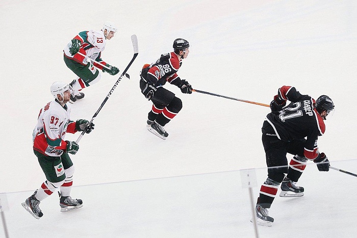 Фото Владимира ОГНЁВА