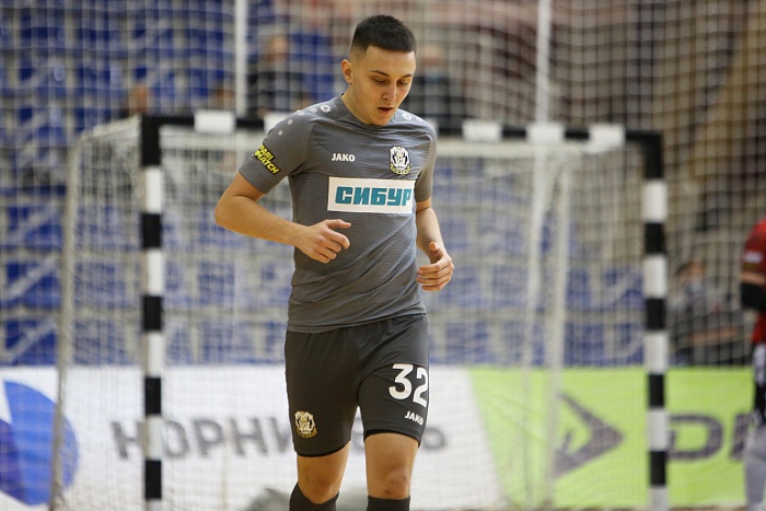 На все четыре стороны: мини-футбольный клуб «Тюмень» покидают Никита Козлов и Станислав Ткаченко