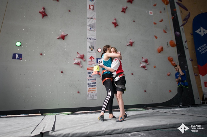 Cкалолазка Евгения Лысенко взяла серебро на «Янтарных вершинах» в Калининграде
