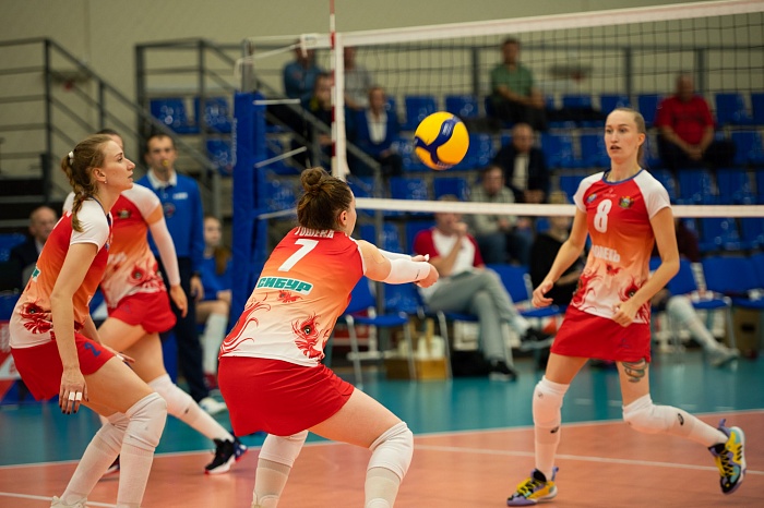 Волейболистки «Тюмени» в четырёх сетах уступили курской команде