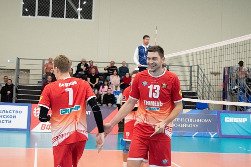 В невероятном матче волейболисты «Тюмени» дожали «Магнитку»!