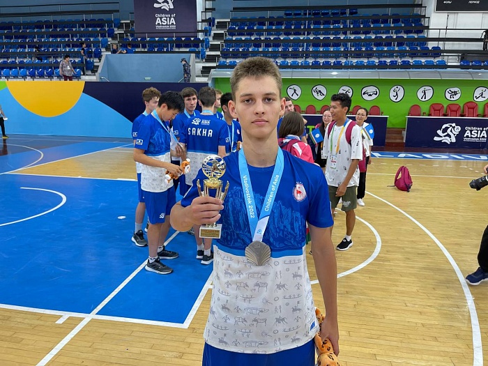 Мини-футбольную команду «Тюмень-2006» могут пополнить лучший защитник международных игр «Дети Азии» и капитан сборной Кыргызстана