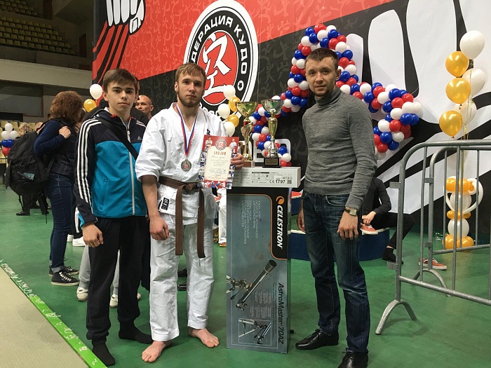 В Москве взял награду и приз «За лучшую технику»