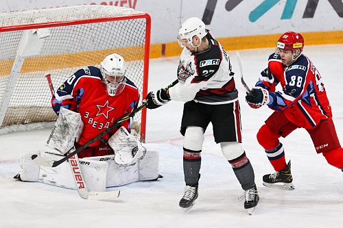 Тюменский  Денис Давыдов привёл ХК «Рубин» к победе в Москве!