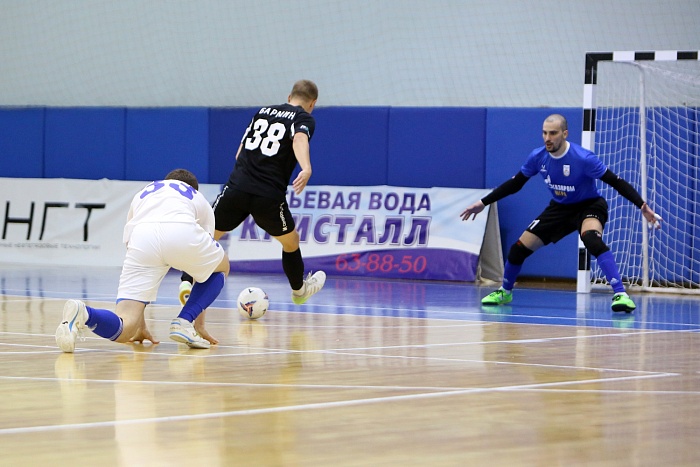 Турнир по мини-футболу на призы Тюменской области. Матч за 3-е место. «Синара» (Екатеринбург) – «Газпром-Югра» (Югорск) – 3:7