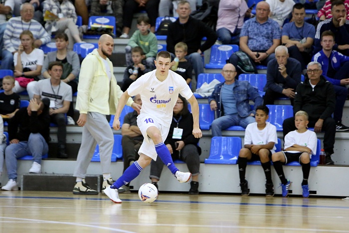 Турнир по мини-футболу на призы Тюменской области. Матч за 3-е место. «Синара» (Екатеринбург) – «Газпром-Югра» (Югорск) – 3:7