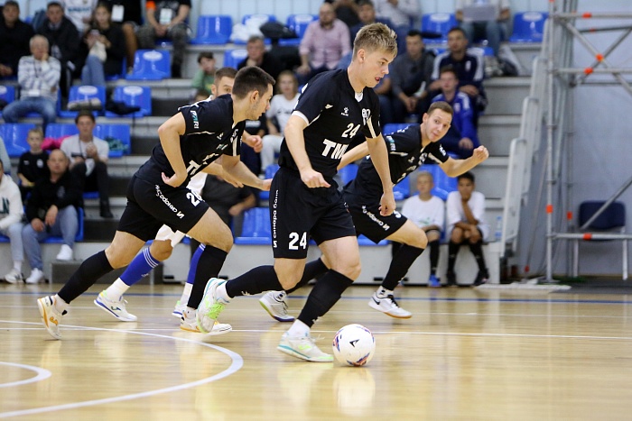 Турнир по мини-футболу на призы Тюменской области. Матч за 3-е место. «Синара» (Екатеринбург) – «Газпром-Югра» (Югорск) – 3:7