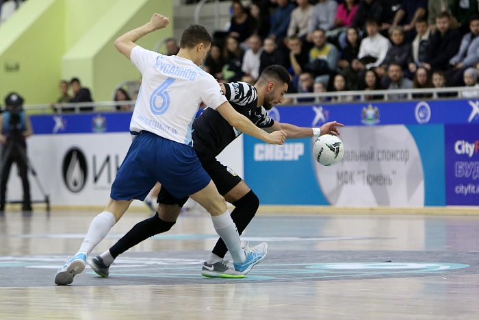 Чемпионат России по мини-футболу среди клубов PARI-Суперлиги. 13-й тур. МФК «Тюмень» - «Сиб-Транзит» (Новокузнецк) – 6:2 и 3:5