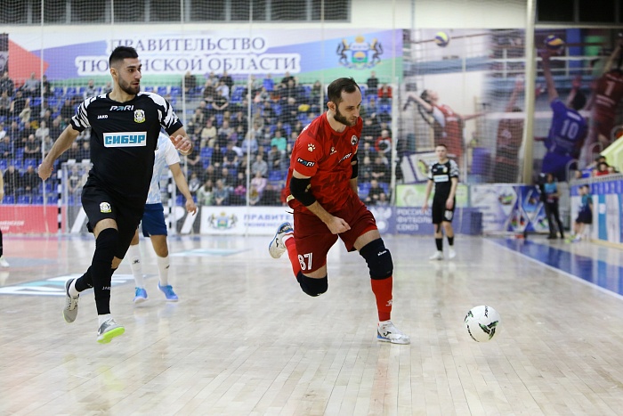 Чемпионат России по мини-футболу среди клубов PARI-Суперлиги. 13-й тур. МФК «Тюмень» - «Сиб-Транзит» (Новокузнецк) – 6:2 и 3:5