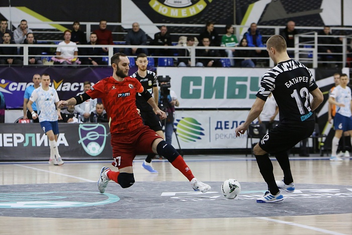 Чемпионат России по мини-футболу среди клубов PARI-Суперлиги. 13-й тур. МФК «Тюмень» - «Сиб-Транзит» (Новокузнецк) – 6:2 и 3:5