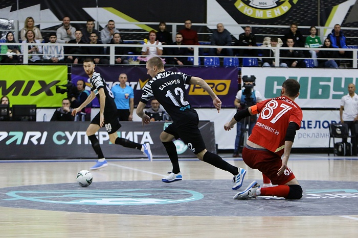 Чемпионат России по мини-футболу среди клубов PARI-Суперлиги. 13-й тур. МФК «Тюмень» - «Сиб-Транзит» (Новокузнецк) – 6:2 и 3:5