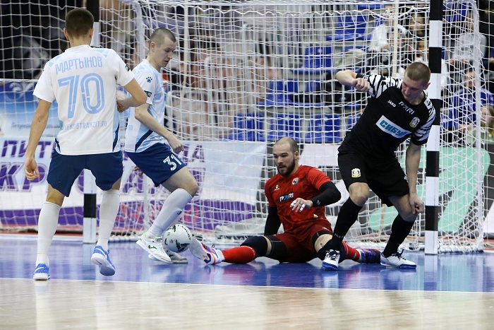 Чемпионат России по мини-футболу среди клубов PARI-Суперлиги. 13-й тур. МФК «Тюмень» - «Сиб-Транзит» (Новокузнецк) – 6:2 и 3:5