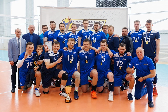 Команда «Газпромнефть-Ямал» выиграла мужской волейбольный клубный чемпионат Тюменской области
