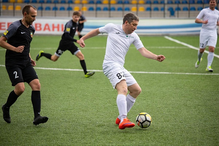 «Сибинтел» остался на втором месте