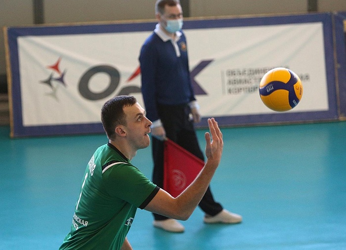 Блокирующий возвращается в суперлигу