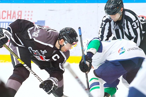 Олег Леонтьев: «Пропущенные шайбы во втором периоде надломили нас»