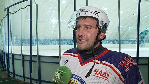 Когда хоккей - больше, чем просто игра. В Тюмени стартовал новый сезон Ночной хоккейной лиги