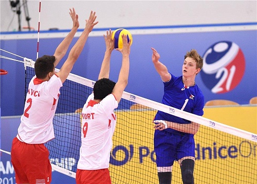 Сборная России вышла в полуфинал