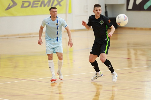 Мини-футбольные клубы ЛКС и «Сиб-Транзит» собрались в PARI-Суперлигу