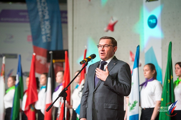 Владимир Якушев: «Скалолазание бурно развивается на тюменской земле»