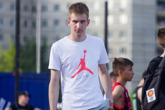 Андрей Кириленко открыл в Тюмени «Центр уличного баскетбола»