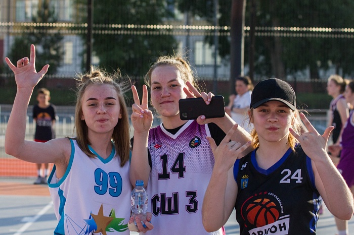 Андрей Кириленко открыл в Тюмени «Центр уличного баскетбола»