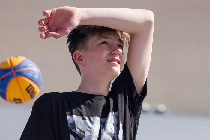 Андрей Кириленко открыл в Тюмени «Центр уличного баскетбола»